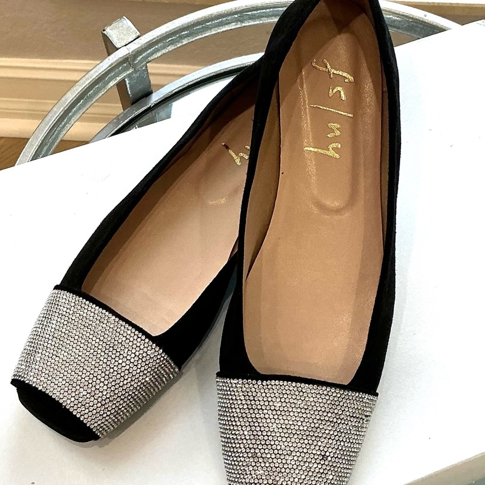 FS/NY Elegant Black Suede with Crystal Flats